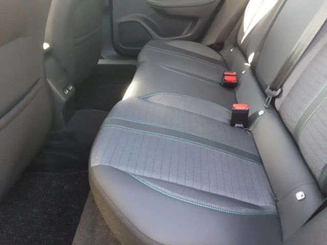 Peugeot E-2008 Allure Pack