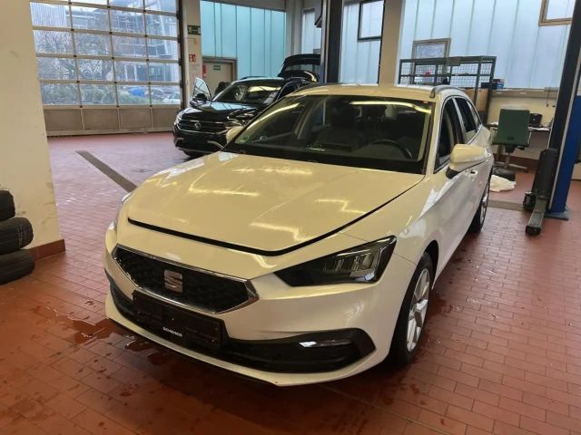 Seat Leon 1.5 eTSI DSG Sportstourer Style