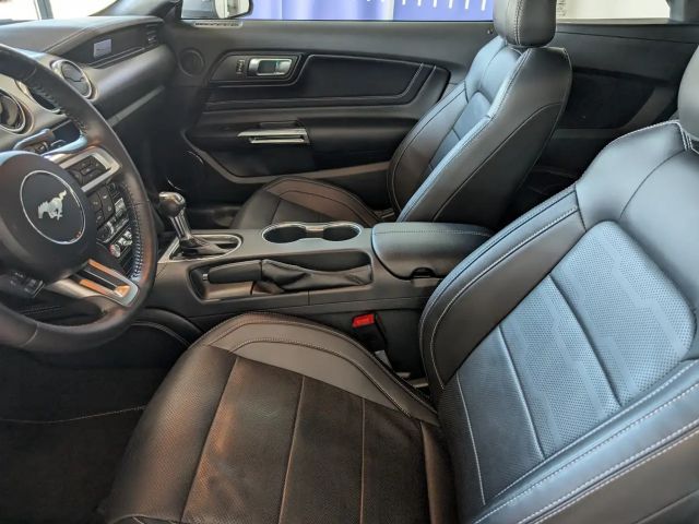 Ford Mustang Convertible GT 5.0 V8