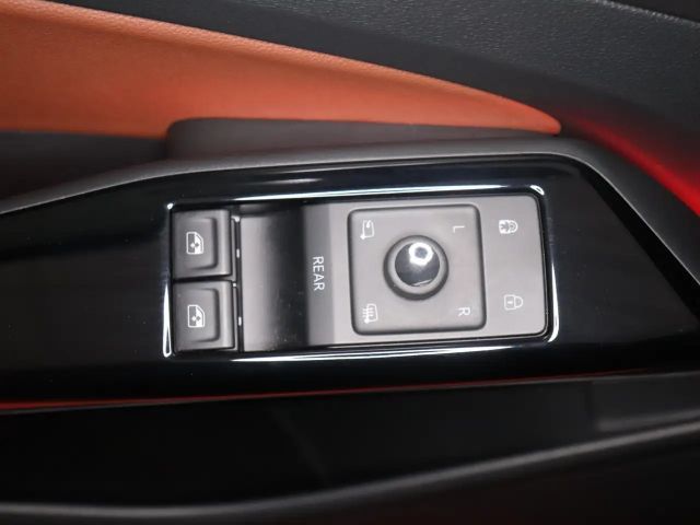 Volkswagen ID.5 150 kW 77 KWh IQ.Drive Pro