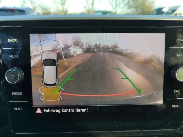 Volkswagen T-Roc 1.5 TSI DSG R-Line