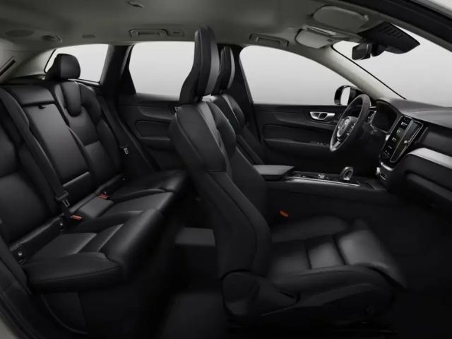 Volvo XC60 AWD Business Dark Plus