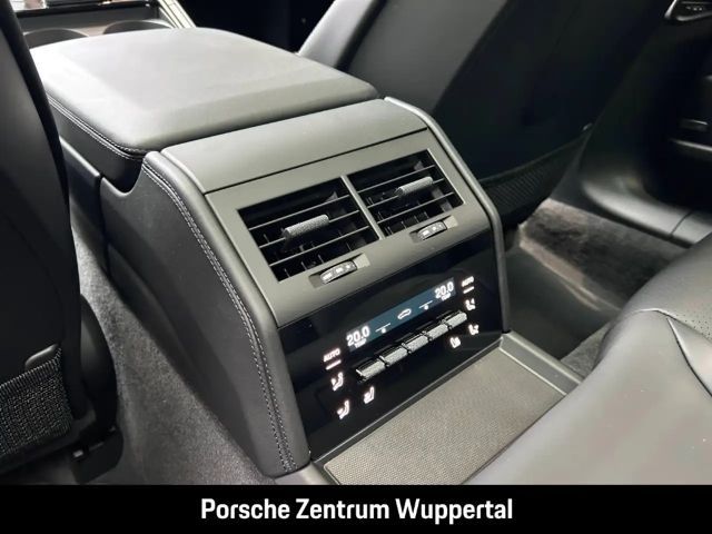 Porsche Panamera 4 E-Hybrid