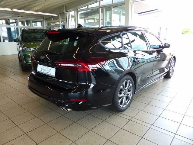 Ford Focus EcoBoost ST Line Wagon