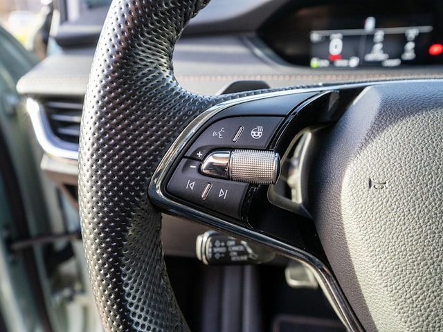 Skoda Enyaq Enyaq iV electric 80Suite LED Navi RFK LEDER AHK