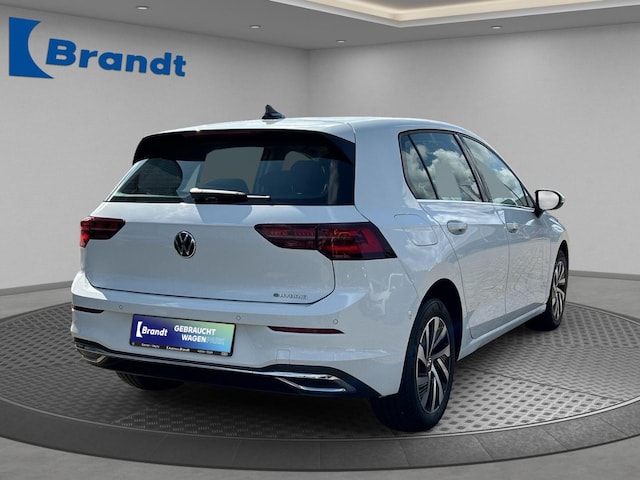Volkswagen Golf 1.4 TSI Style eHybrid