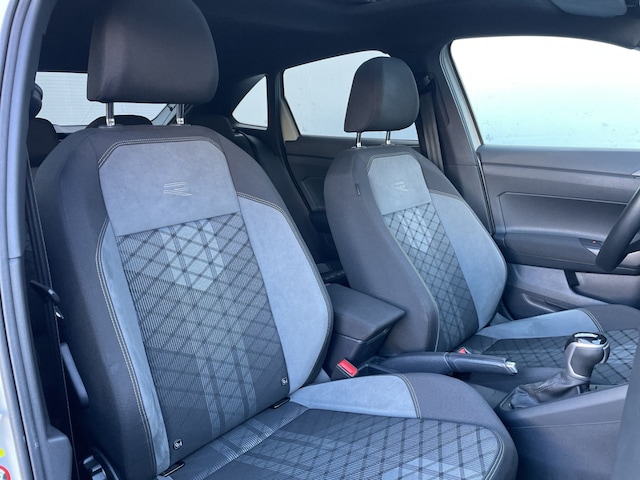 Volkswagen Taigo 1.5 TSI DSG R-Line