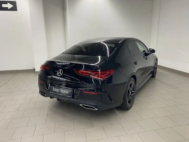 Mercedes-Benz CLA 220 AMG Line CLA 220 d Coupé