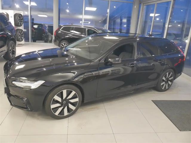 Volvo V90 AWD Dark Plus T6