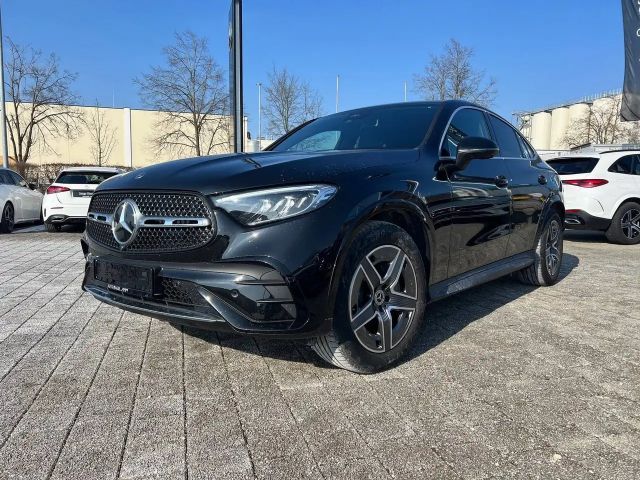 Mercedes-Benz GLC 220 AMG Line Coupé GLC 220 d