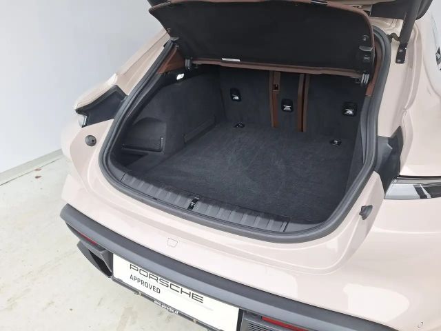 Porsche Taycan 4 Cross Turismo