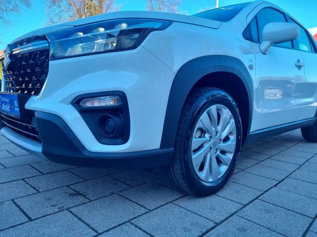 Suzuki S-Cross *Navigation* *PDC* *Kamera*