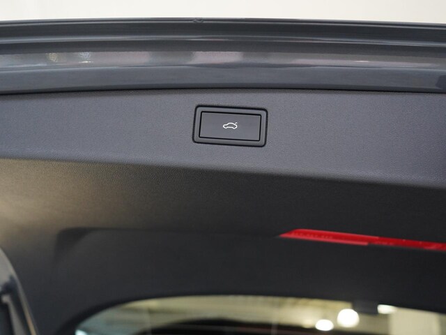 Volkswagen Tiguan 1.5 eTSI R-Line Style