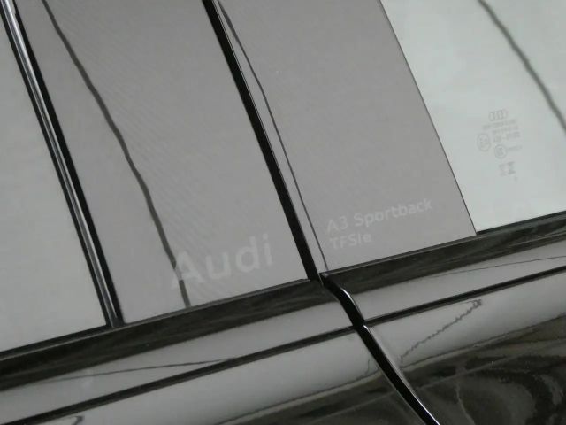 Audi A3 45 TFSI Hybride S-Line Sedan