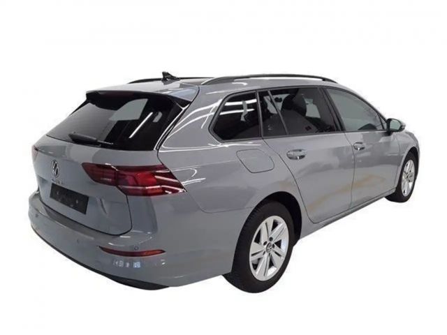 Volkswagen Golf Life Variant