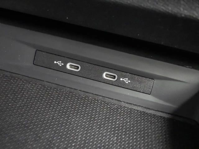 Seat Leon 1.5 eTSI DSG Sportstourer Style