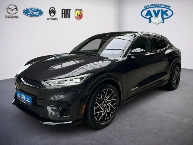 Ford Mustang Mach-E AWD GT