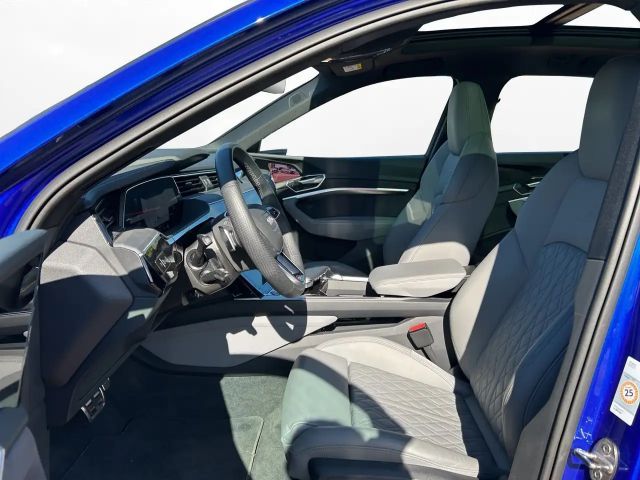 Audi Q8 e-tron 55 Quattro S-Line