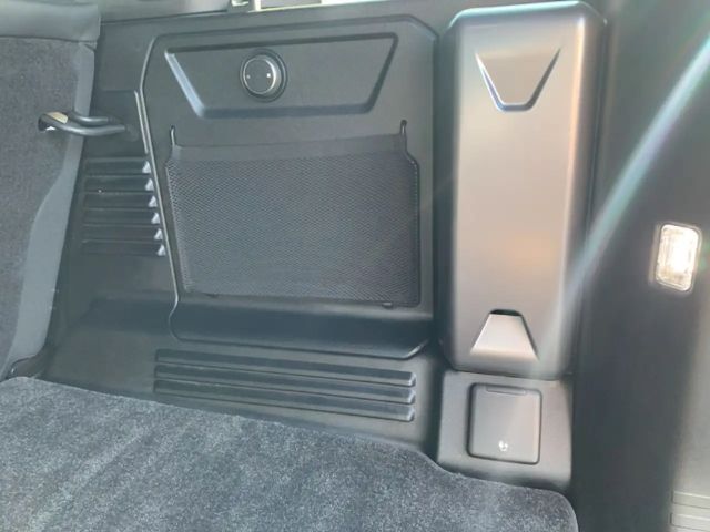 Land Rover Defender 110 AWD