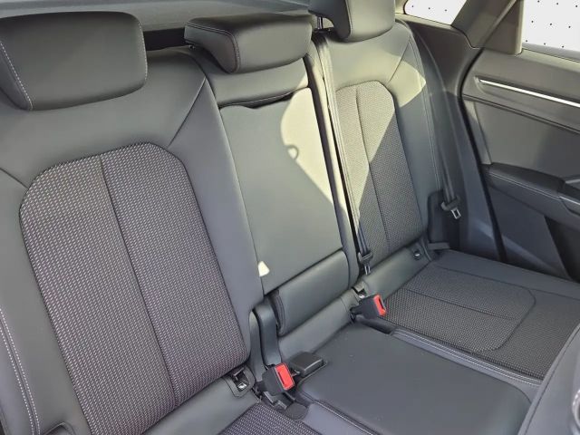 Audi Q3 35 TFSI S-Line