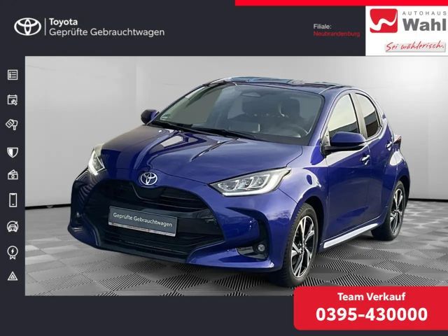 Toyota Yaris Hybride Team D