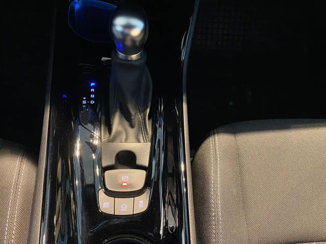 Toyota C-HR Hybride Team D