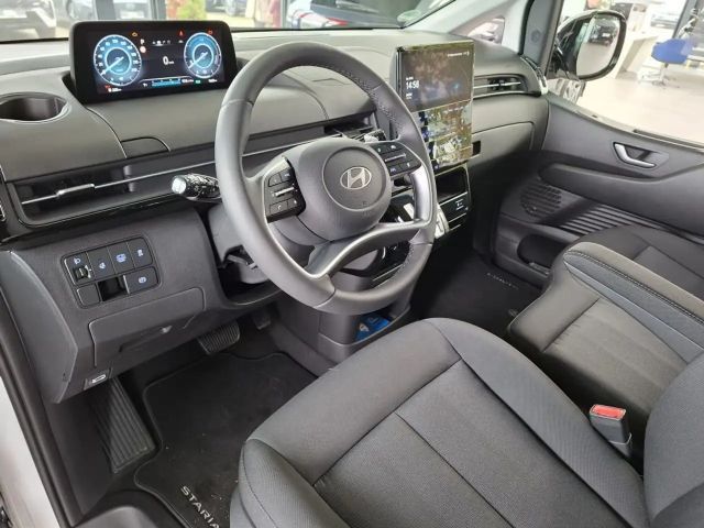 Hyundai Staria Trend