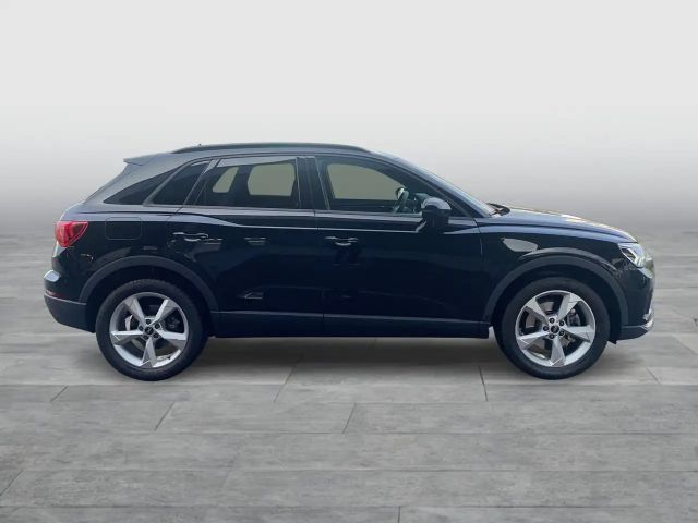 Audi Q3 45 TFSI Hybride