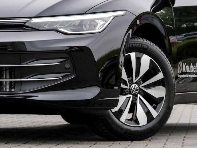 Volkswagen Golf 1.5 TSI Golf VIII