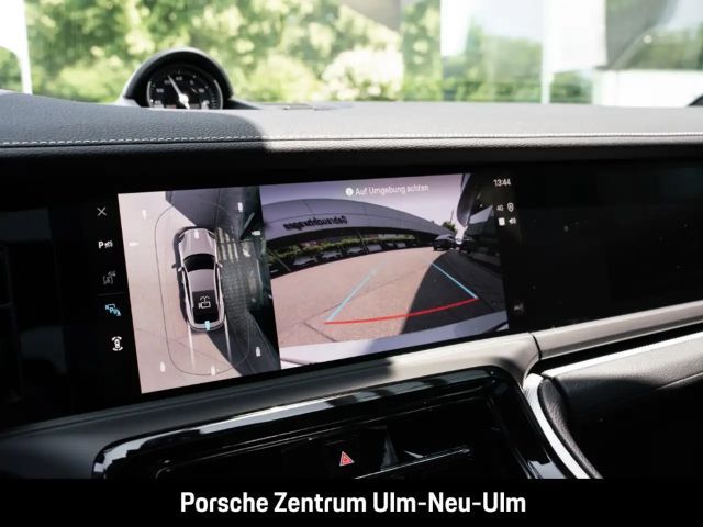 Porsche Panamera 4 E-Hybrid