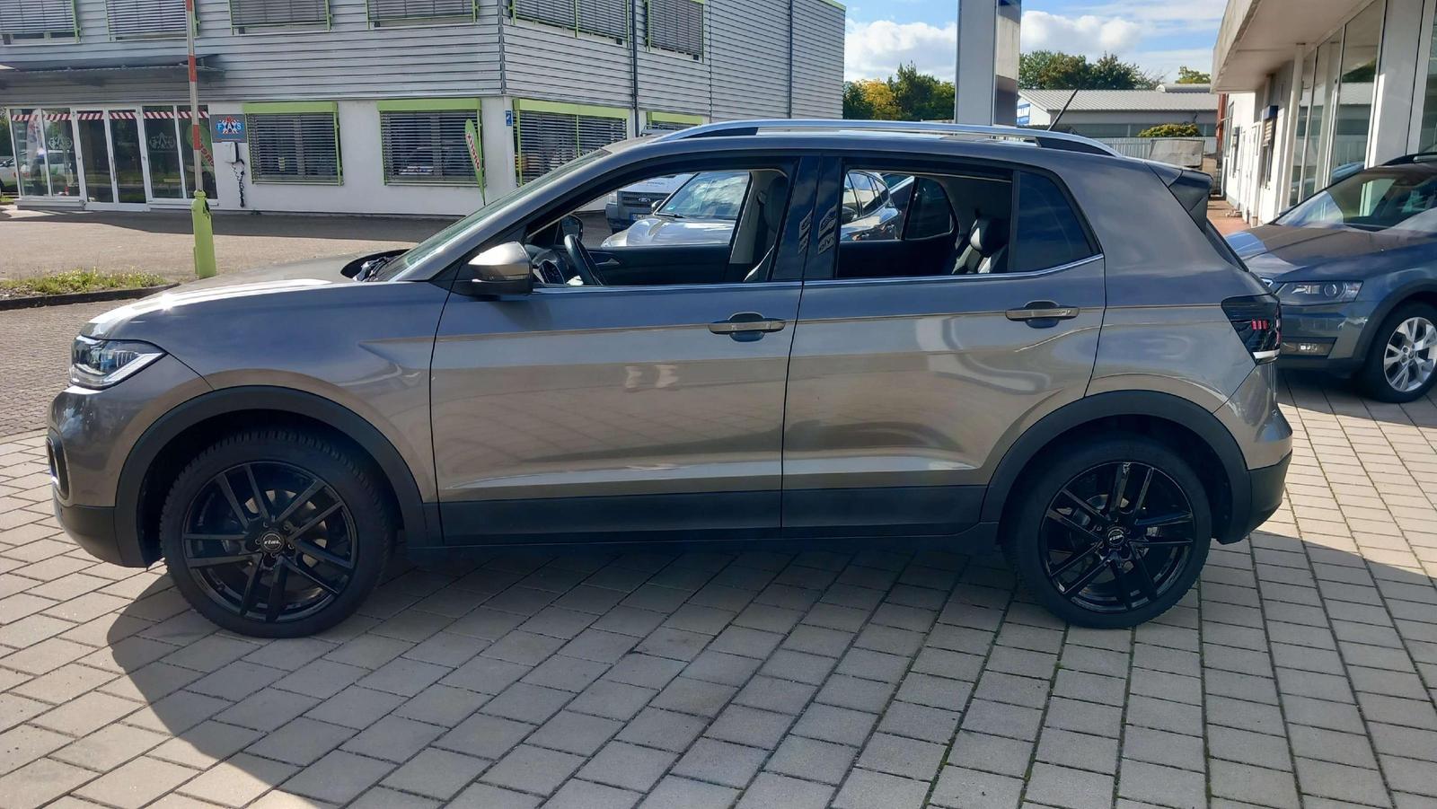 Volkswagen T-Cross Style