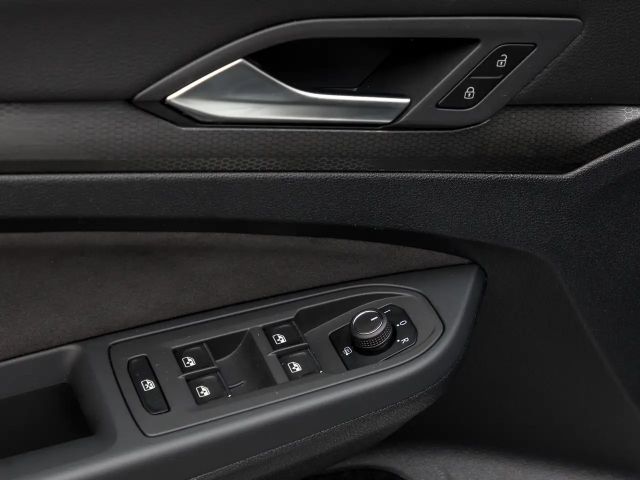Volkswagen Golf 2.0 TSI DSG GTI Golf VIII Style