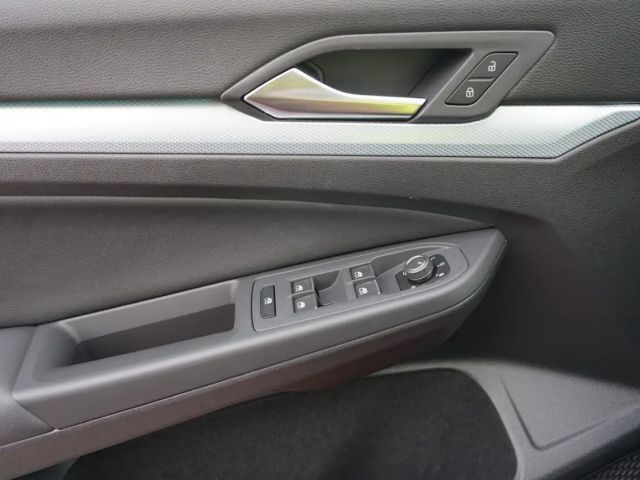 Volkswagen Golf 1.5 eTSI Golf VIII