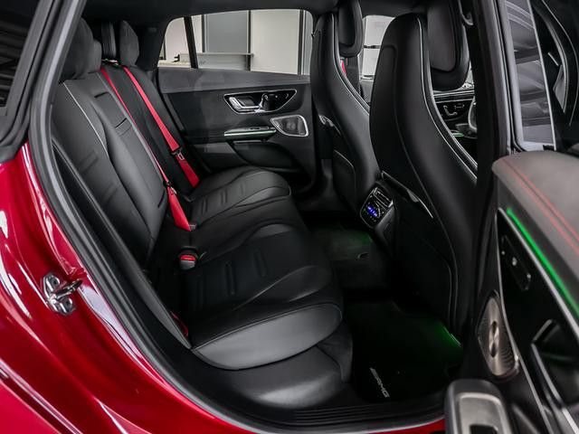 Mercedes-Benz EQE 4MATIC 53 Sedan