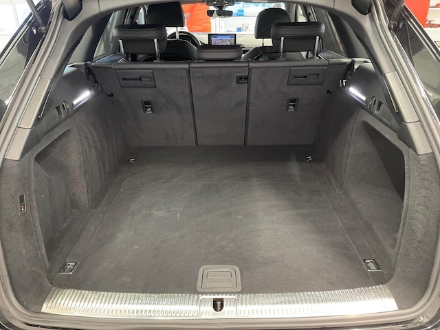 Audi A4 40 TFSI Avant Quattro S-Line S-Tronic