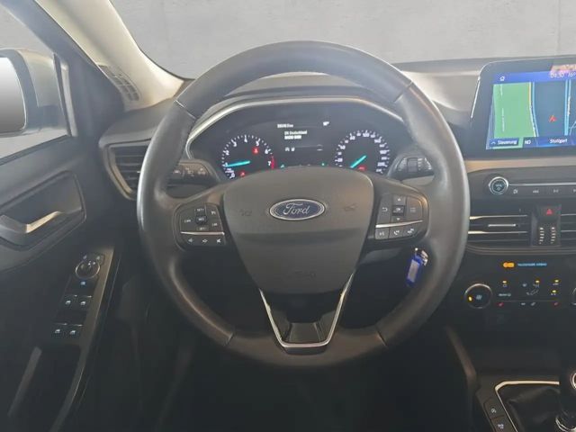 Ford Focus Cool & Connect EcoBoost Wagon