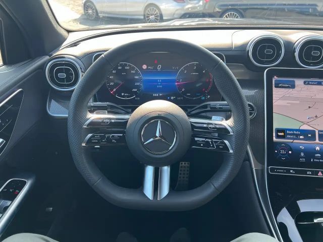 Mercedes-Benz GLC 220 AMG Line Coupé GLC 220 d