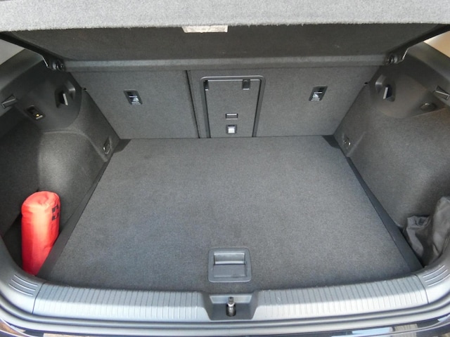 Volkswagen Golf 1.5 eTSI DSG Golf VIII Move