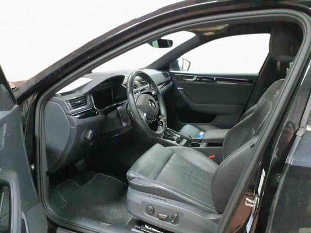 Skoda Superb 2.0 TDI Combi