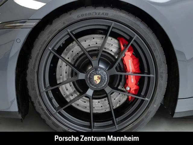 Porsche 992 4 Cabrio Carrera GTS