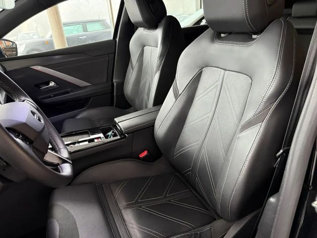 Opel Astra Sports Tourer Turbo Ultimate