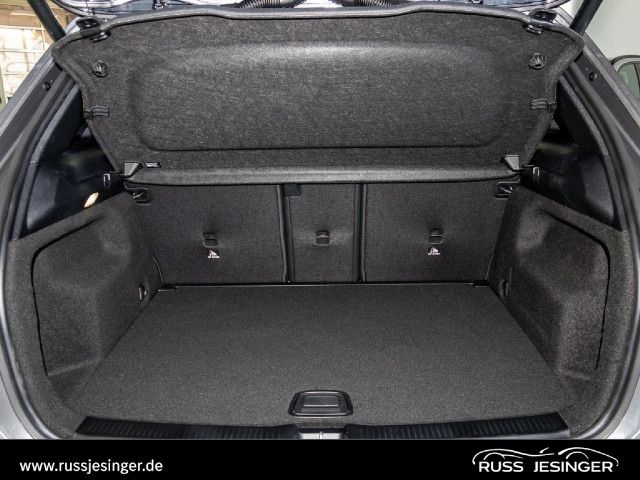 Mercedes-Benz B 220 4MATIC Sedan