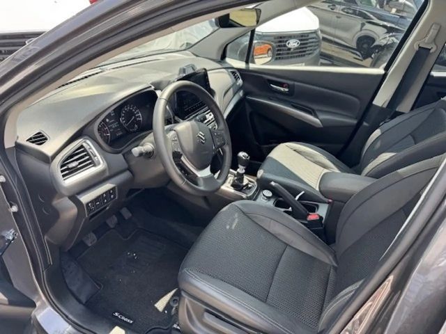 Suzuki S-Cross AllGrip Flash Hybrid