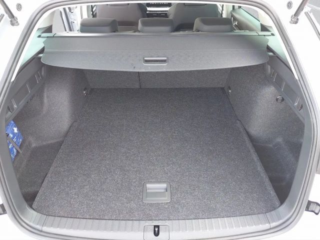 Skoda Octavia Essence TSI mHEV DSG