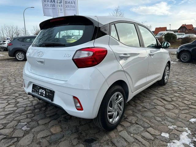 Hyundai i10 Hyundai i10 Spring / Carplay / Tempom./ Klima