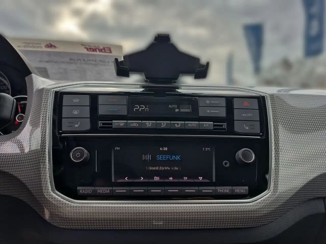 Volkswagen e-up! Plus Style