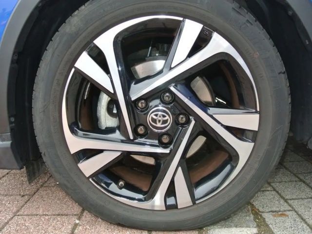 Toyota C-HR Flow Hybride