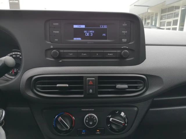 Hyundai i10 chic 1,0l 67PS