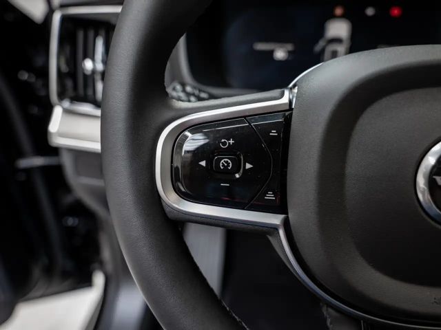 Volvo XC90 AWD Dark Plus T8