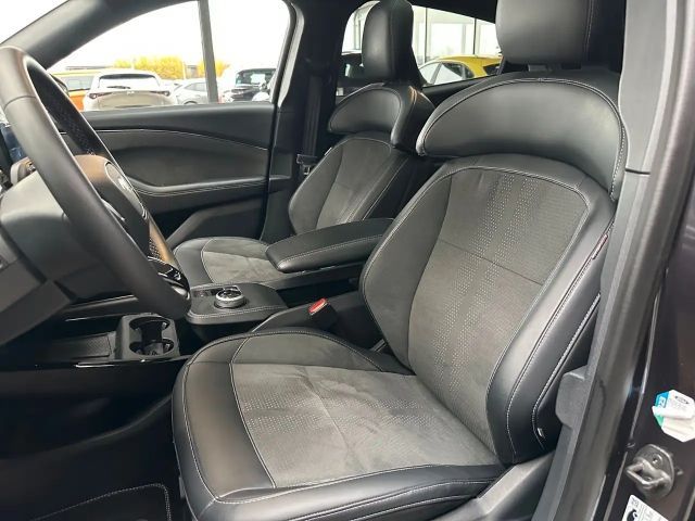 Ford Mustang Mach-E AWD GT